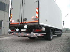 Plataforma Plegable Bajo Chasis